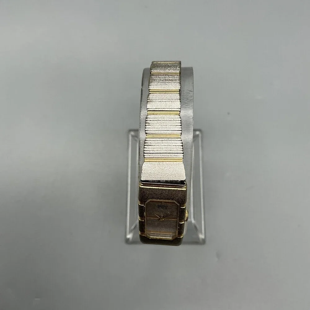 Vintage Seiko Womens Watch 13mm Two Tone Band 2E20-5030 New Battery 6.75